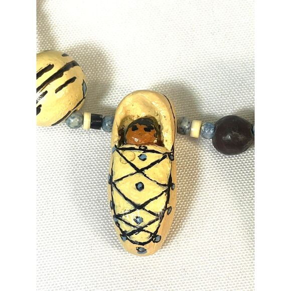 Madi Clark Native American Beaded Clay Necklace Baby Cradleboard - Picture 3 of 7